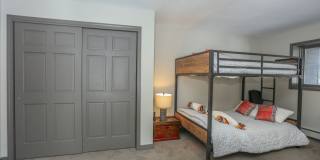 Beautiful 3 bed, 4 bath with garage in Frisco! Walk to main street! Winter rental! Beautiful 3 bed, 4 bath with garage in Frisco! Walk to main street! Winter rental! Gallery 15