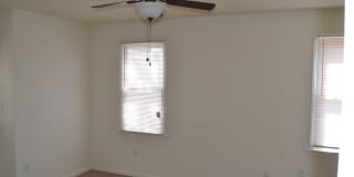 2 Bedroom House in Central Available Fall 2026 2 Bedroom House in Central Available Fall 2026 Gallery 7