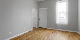 1532 W 18th Place Gallery 10