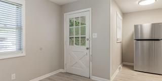 2909 Southwest Boulevard Gallery 4