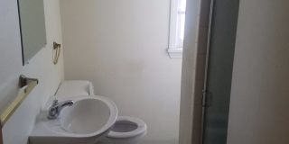 4 bedroom, 2 full bath bungalow near Cedar and Warrensville Gallery 1