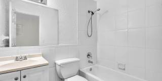2510 Riverside Drive Gallery 32