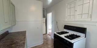 HM 1608 E 12th St - For Sale Chris McDaniel Gallery 11