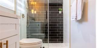 16894 Crestview Ln Gallery 44