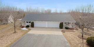 2941-2943 Popplewood Court - 2943 Gallery 1