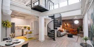 Gorgeous Historical property with new interiors Gallery 8