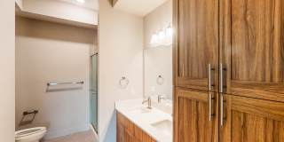 The Halston Gallery 21