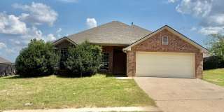 Beautiful 4-bed/2-bath! Beautiful 4-bed/2-bath! Gallery 1