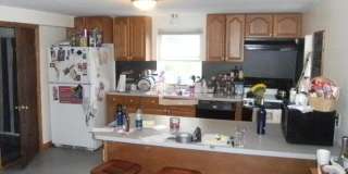 Nicely renovated 3 bed near Oak Square in Brighton. Gallery 1