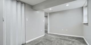 1702 E 32ND Street Gallery 34