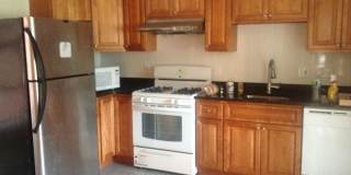 Fort Hill 5 Bed – 1,100 Sq Ft – W/D in Unit – High Ceilings – 9/1 Gallery 1