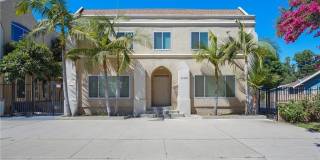 14335 Hamlin Street Gallery 1