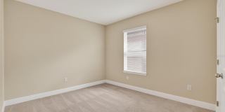 2546 WARREN ACRES Boulevard Gallery 60
