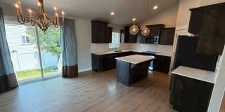 Spacious 6-Bedroom Home for Rent in Lehi Gallery 9