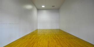 2950 NE 188th St Gallery 28