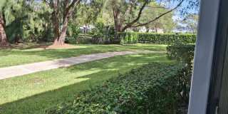 2733 S Oakland Forest Drive Gallery 21