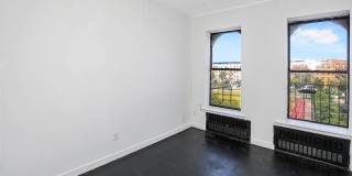 2218 Dean Street Gallery 11