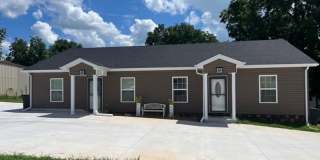 202/204 Elliot Way Gallery 1