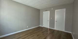 Tarzana Five Apartments Gallery 68