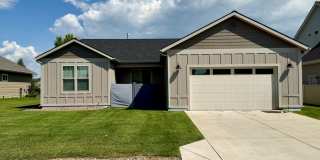 Beautifully Designed 3 Bed Home Gallery 26