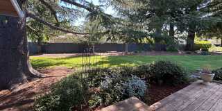 6589 Meadowridge Drive Gallery 16