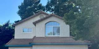 Spacious 2 Bed, 2.5 Bath Home with Loft, Vaulted Ceilings & Private Yard Gallery 19