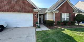 Room in 3 Bedroom Home at Sunburst Ln Gallery 12