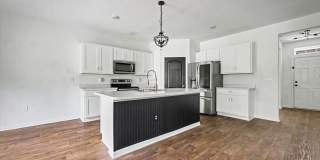 2023-Built 5BR Cul-de-Sac Home with Fenced Yard & Resort Amenities Gallery 11