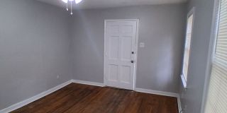 4 Success is now offering this spacious 2 bedroom home. Gallery 3