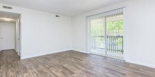 Laurel Ridge Apartments Gallery 51