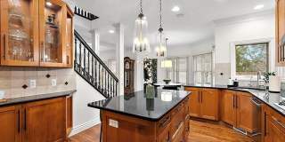 1795 Hazel Street Gallery 24