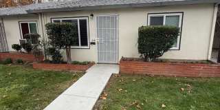 512 Carpenter St Gallery 1