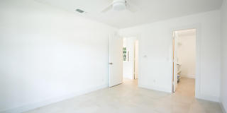 705 New York Street Gallery 16
