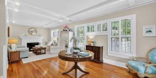 235 10TH AVENUE NE Gallery 6