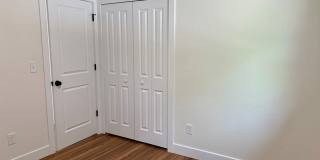 Tastefully Renovated Home! Gallery 22