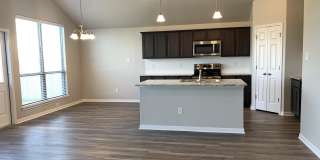1329 Aurora Grove Bend Gallery 10