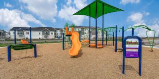 Villas at Creekside Gallery 11