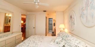 ** SMOKEHOUSE BAY OF MARCO ** 2/2 SEASONAL UNIT ON MARCO ISLAND AVAILABLE ** BEST WATERWAY VIEW HERE ** Gallery 68