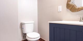 1718 Southeastern Avenue Gallery 19