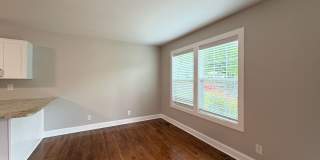 2 Bedroom, 1 Bathroom House in Greensboro! Gallery 4