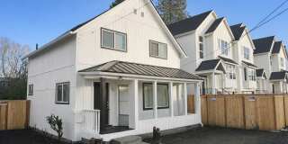 449-A SE 4th Avenue Gallery 1