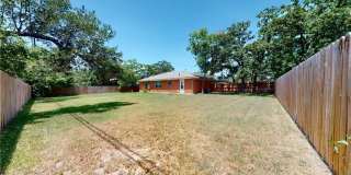 806 Gilchrist Avenue Gallery 29