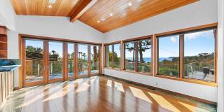 4 Bed, 5 bath home with stunning ocean views located in Malibu hills Gallery 23