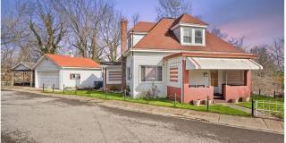 Carnegie/Scott 4 Bedroom, 2 Bathroom Home with Detached Garage Gallery 1