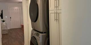 Furnished Executive Rental Downtown Gallery 9