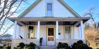 3 bed, 2 bath Home with GARAGE! Gallery 1