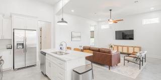 404 E Martial Avenue Gallery 28