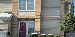 343 Chesapeake Square Unit 4 (Wimbledon Chase) Chesapeake 23320 Gallery 1