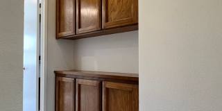 Spacious 2 Bedroom 2-1/2 Bathroom Townhome with 2-car garage in La Jolla near UCSD Gallery 19