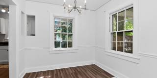 Charming 2BR Home Near Uptown Charlotte Gallery 6